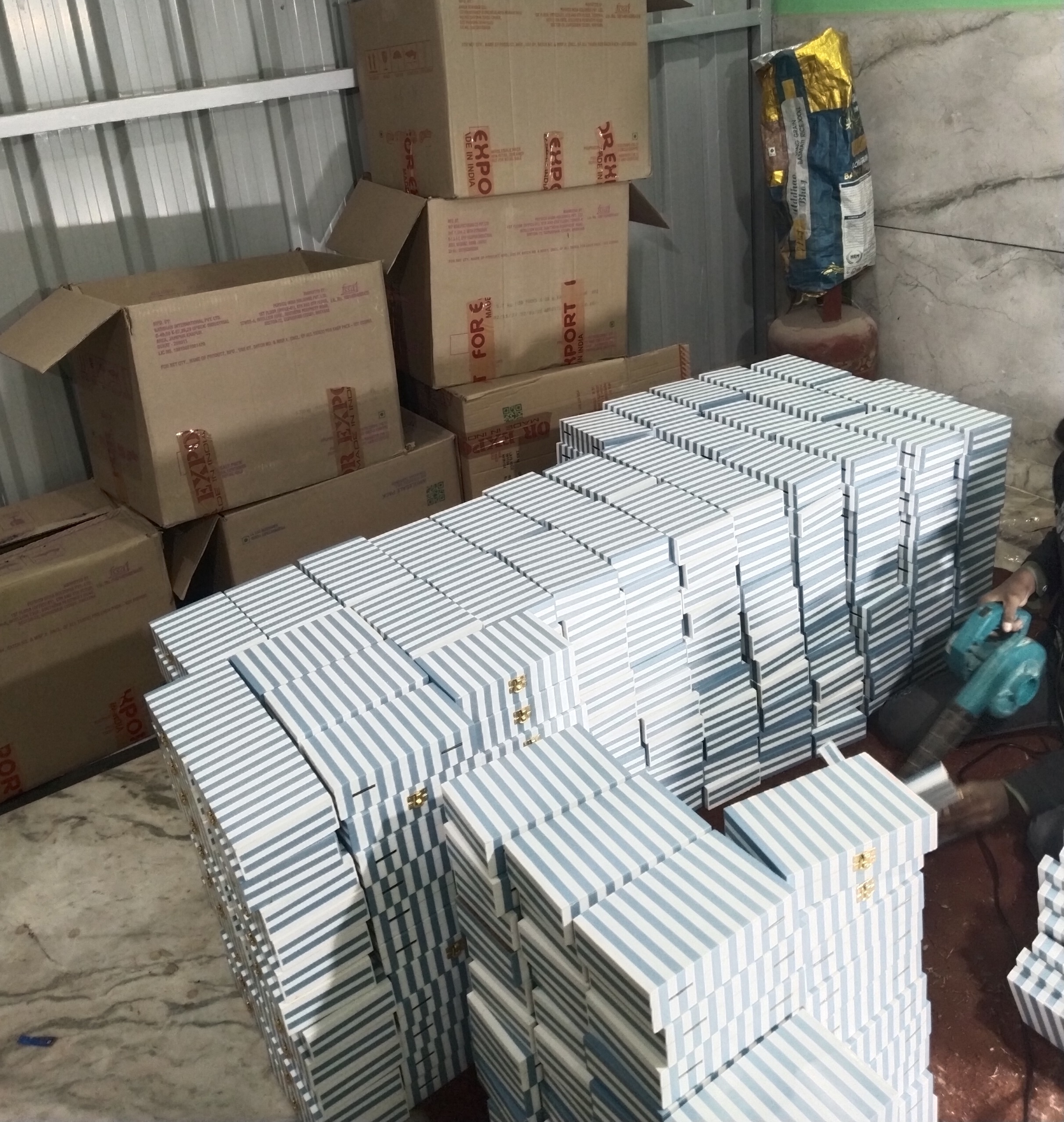 R B IMPEX factory image 3
