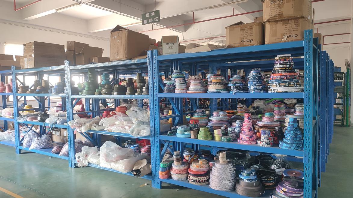 Dongguan Kingming Hardware Plastic Technology Co., Ltd. Metal Buckles