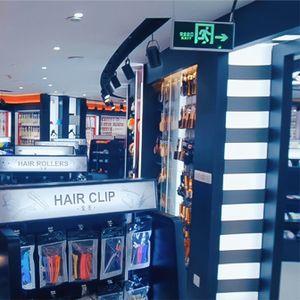 hair rollers, hair clip, cosmetic accessories, manicure and pedicure implements, nail care accessories, bath & body care products, and hair accessories