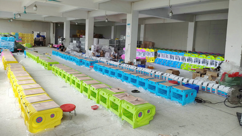 Guangzhou Baoli Animation Technology Co., Ltd. Claw Machine