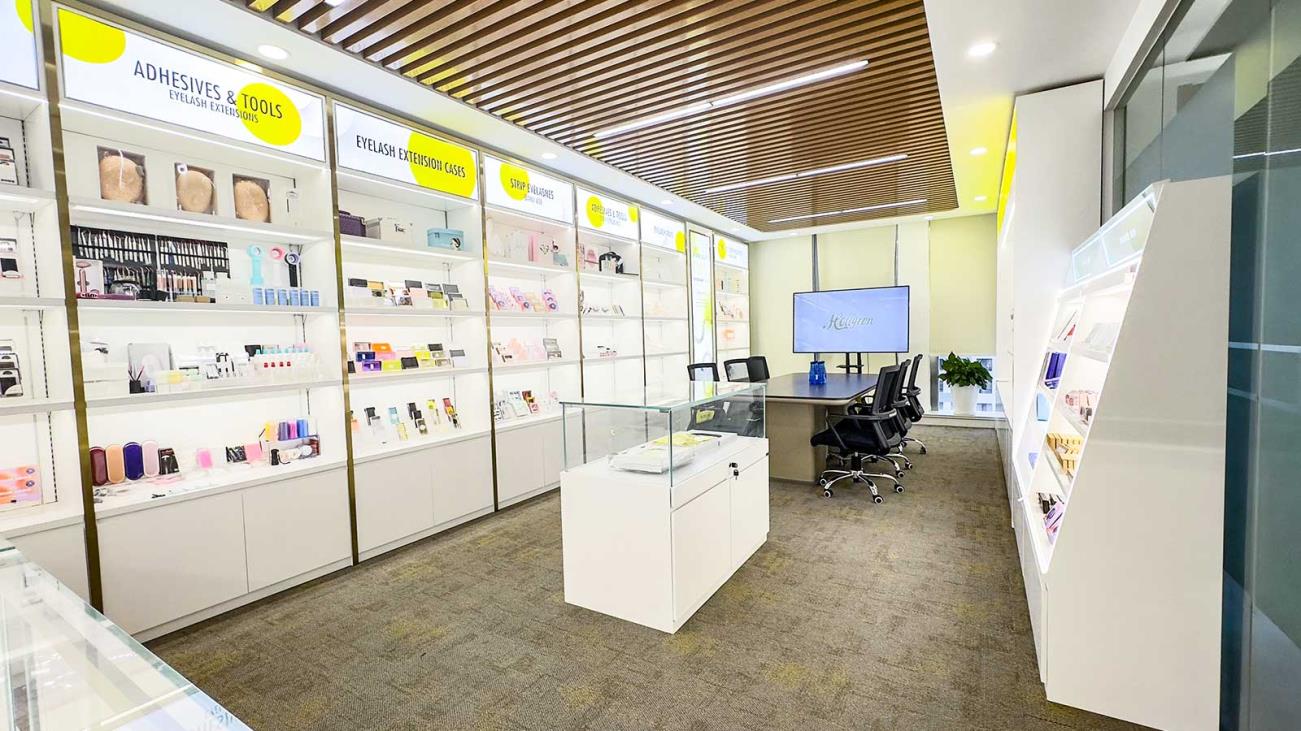 Qingdao Hollyren Cosmetics Co., Ltd. False Eyelashes