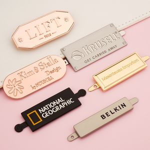 Garment Bag Hardware Supplies Brand Name Plate Clothing Metal Logo Custom Handbag Metal Tags Engraved Logo Metal Labels for Bags