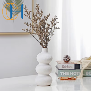Vintage Chinese Chic Floral Vase Unique Fresh Take on Retro Decor Adding  Sophisticated Charm to  Home