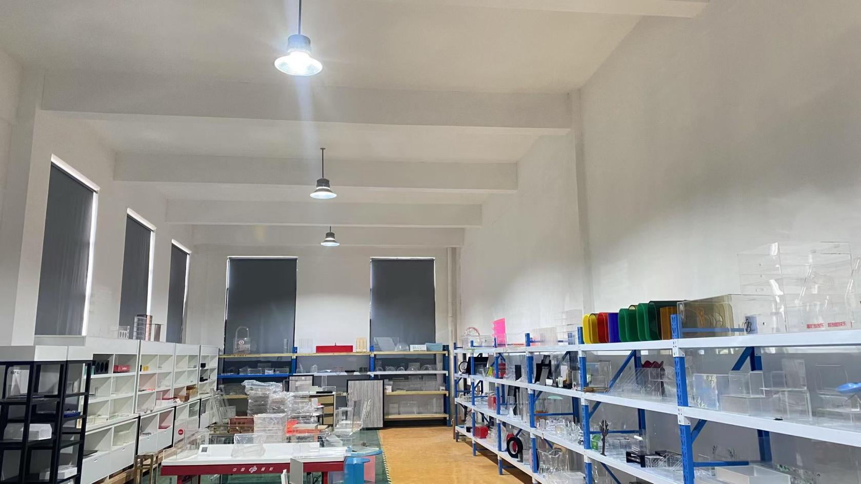 Ningbo Maolin Plastic Technology Co., Ltd. Display Shelf