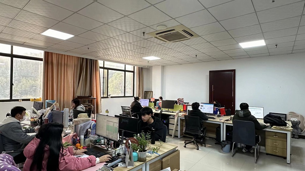Yiwu Huamiao Home Supplies Co., Ltd. Crystal Porcelain Painting