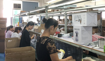 Dongguan Pengcheng Pet Products Co., Ltd. Automatic Pet Waterer