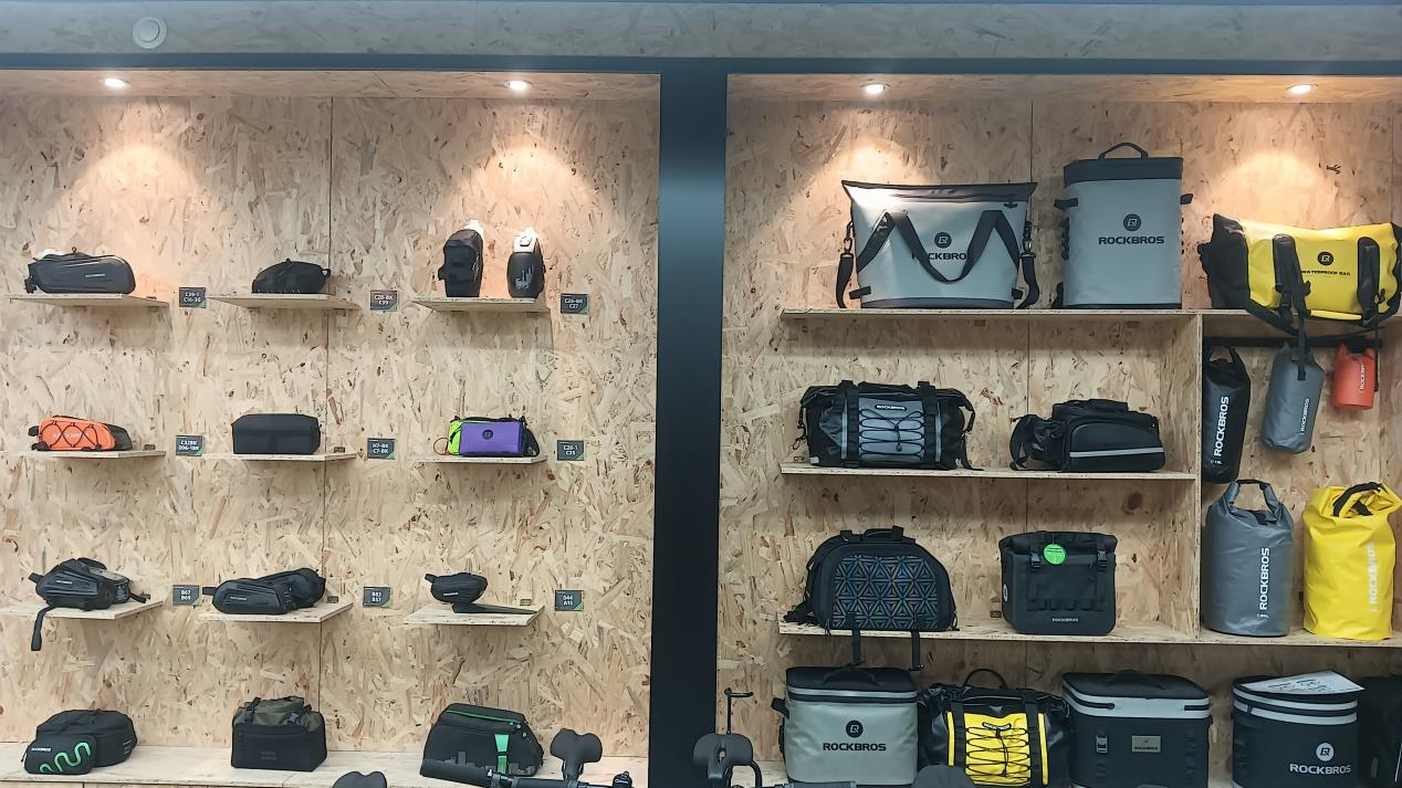 Zhejiang ROCKBROS Sports Goods Group Co., Ltd. Cycling glasses