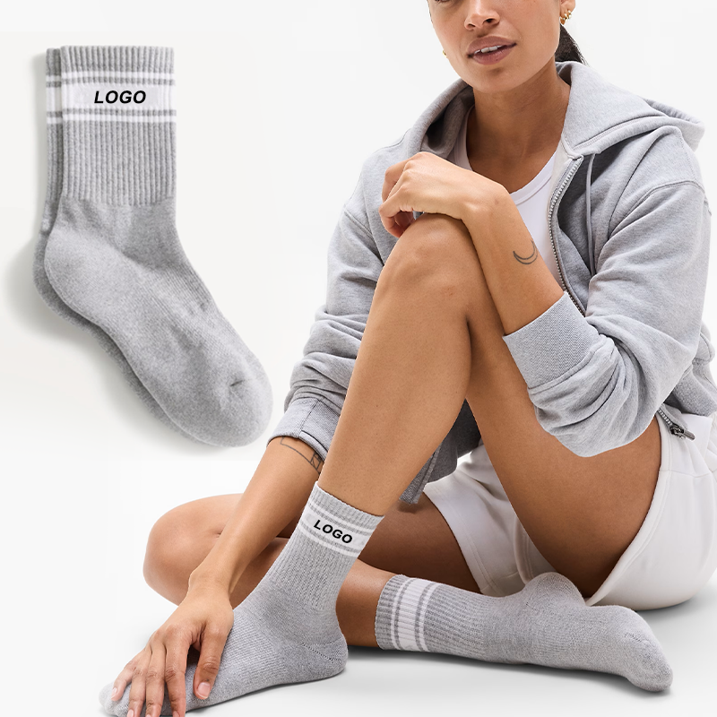 Customized Crew Socks Manufacturer  White Crew Socks 100% Cotton Cushioned Bulk Wholesale Socks