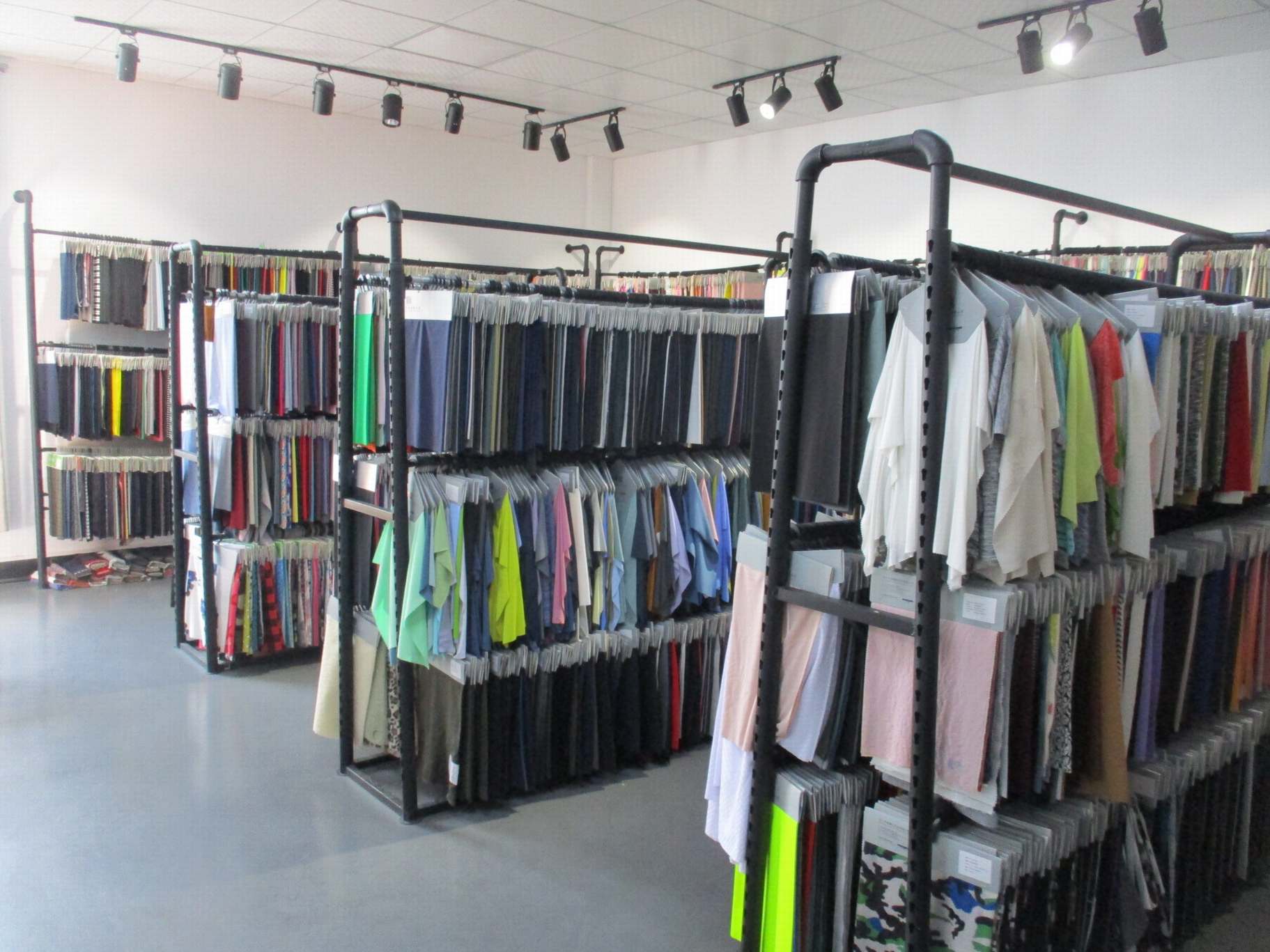 Zhejiang Tangber Trade Co., Ltd. Knitted Fabric