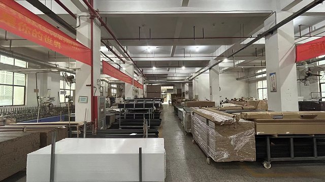 Jinhua Yipin Home Appliances Co., Ltd. picture frames
