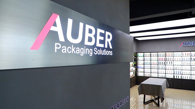 Guangzhou Penghuang Packaging Co., Ltd. foundation bottles