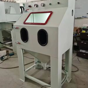Small Automatic Sandblasting Machine with High Cost Performance Is Used for Sandblasting and Polishing of Various Metal Parts