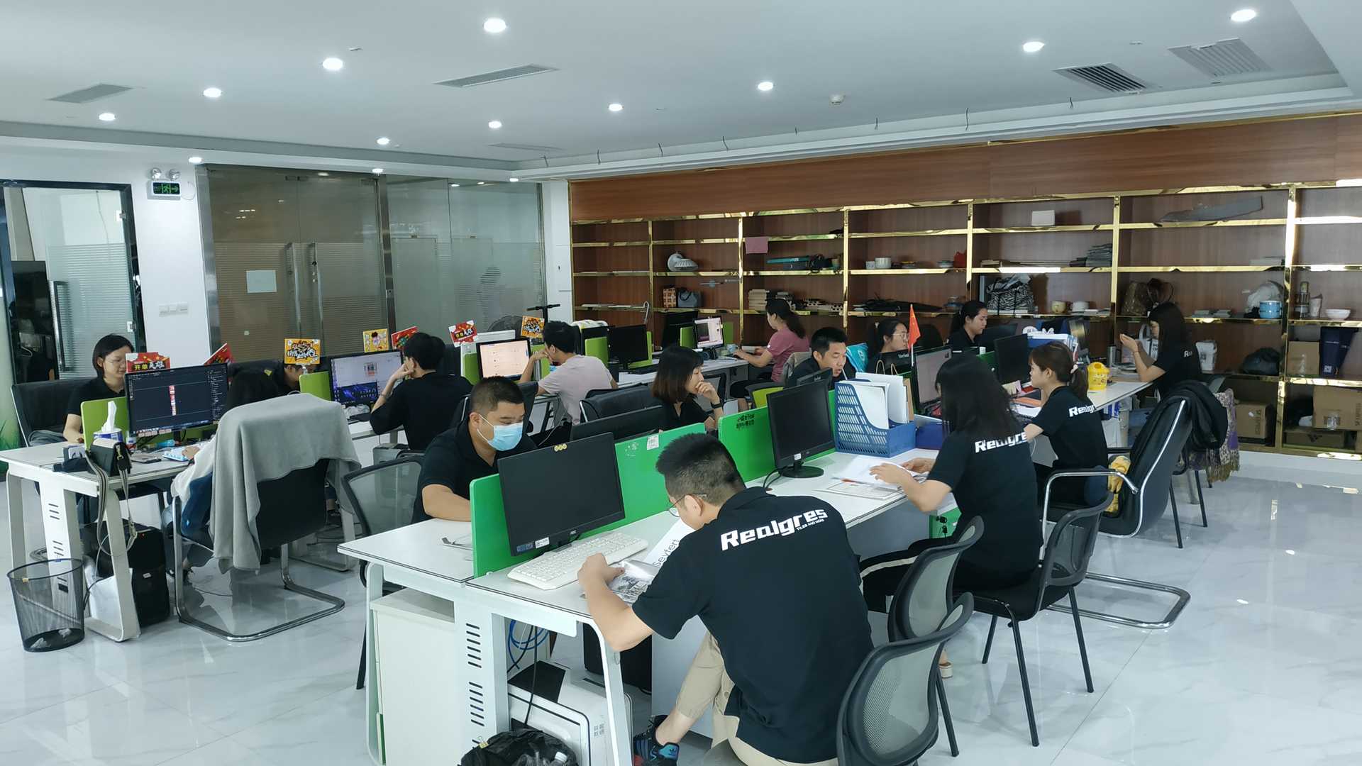 Foshan Real Import & Export Co., Ltd. factory image 3