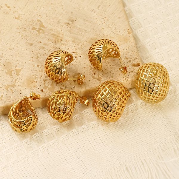 Wholesale Custom High-End Simple Design Geometric Titanium Steel Perforated Stud Earrings Fashionable Niche Trendy for Gift