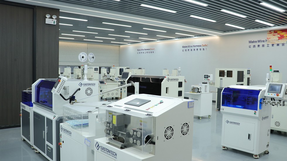 Wenzhou East World Automation Equipment Co., Ltd. Wire Cutting Stripping Machine