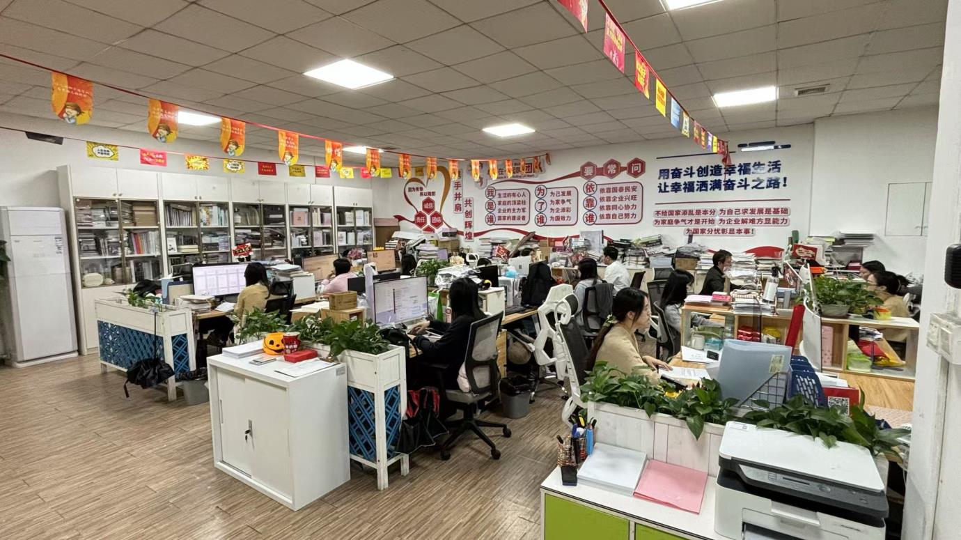 Guangzhou Xinqi Graphic Printing Co., Ltd. Custom Notebook Printing