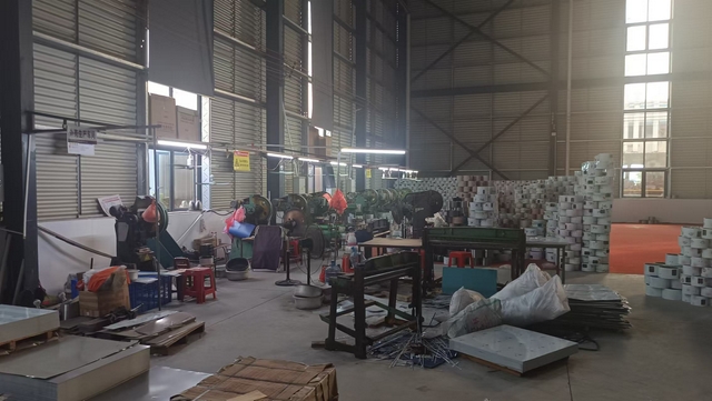 Lianjiang Jiangli Electric Appliance Manufacturing Co., Ltd. factory image 6