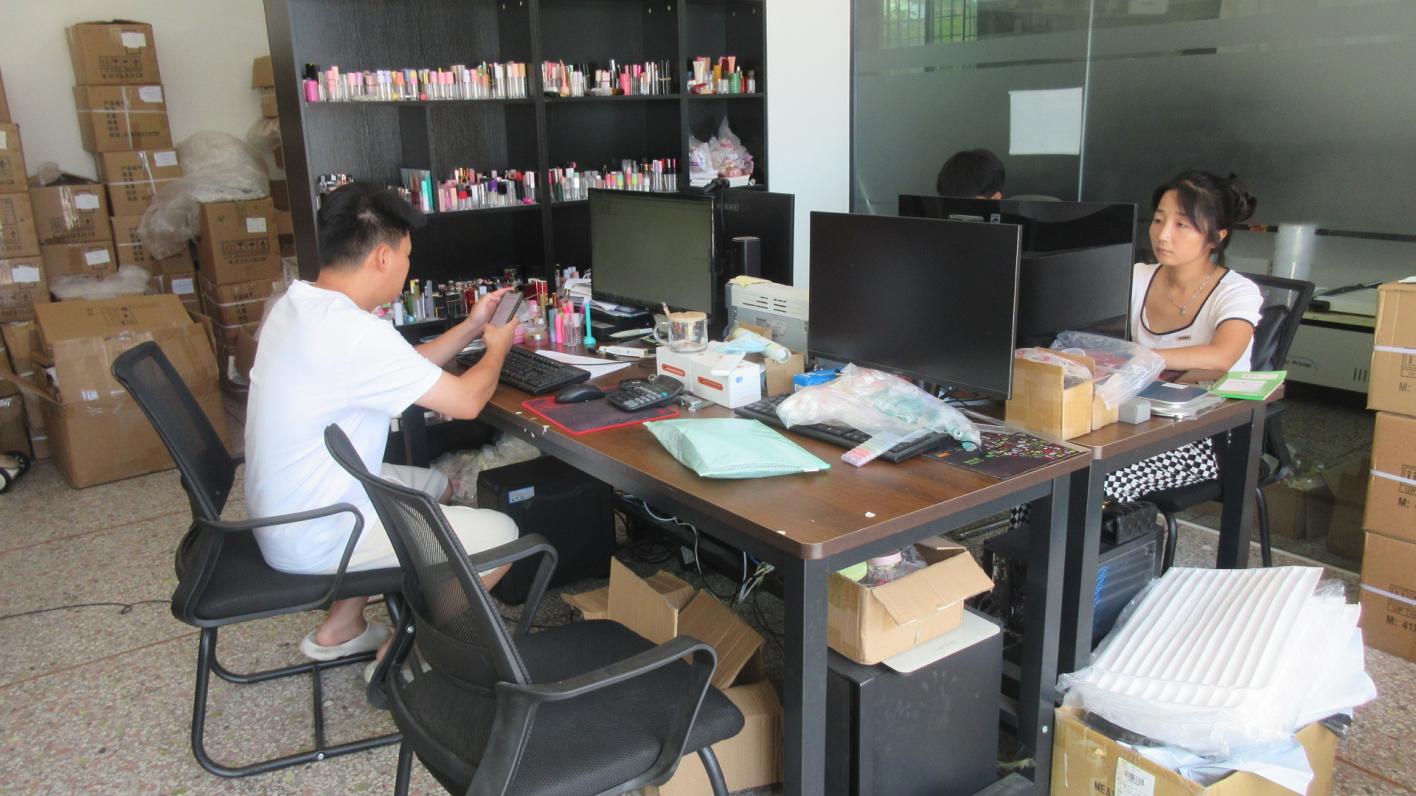 Shantou Aibeike Import And Export Co., Ltd. Lipstick Tube