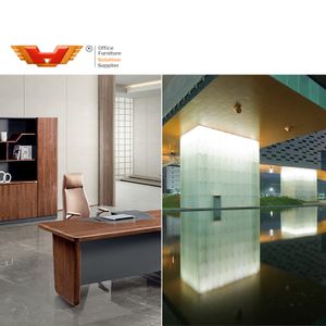 Manufacturers Supply Solutions High Quality Middle Eastern Style Solid Wooden Office Furniture Manager Desk for Office
