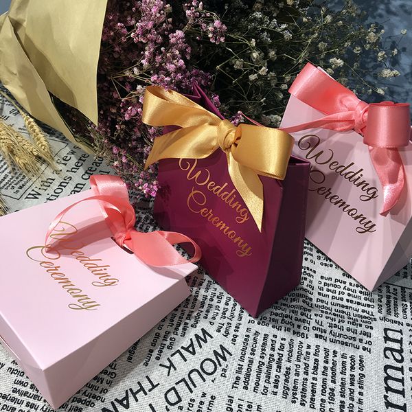 Custom Printing Wholesale Gift Packaging Gift Paper Bags with Bow Tie Wedding Favor Cute Small Gift Paper Candy Bag for Parties