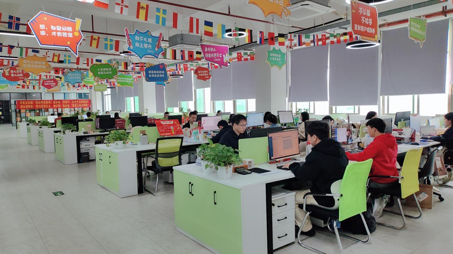 Huizhou Melikey Silicone Product Co., Ltd. Silicone Baby Bibs