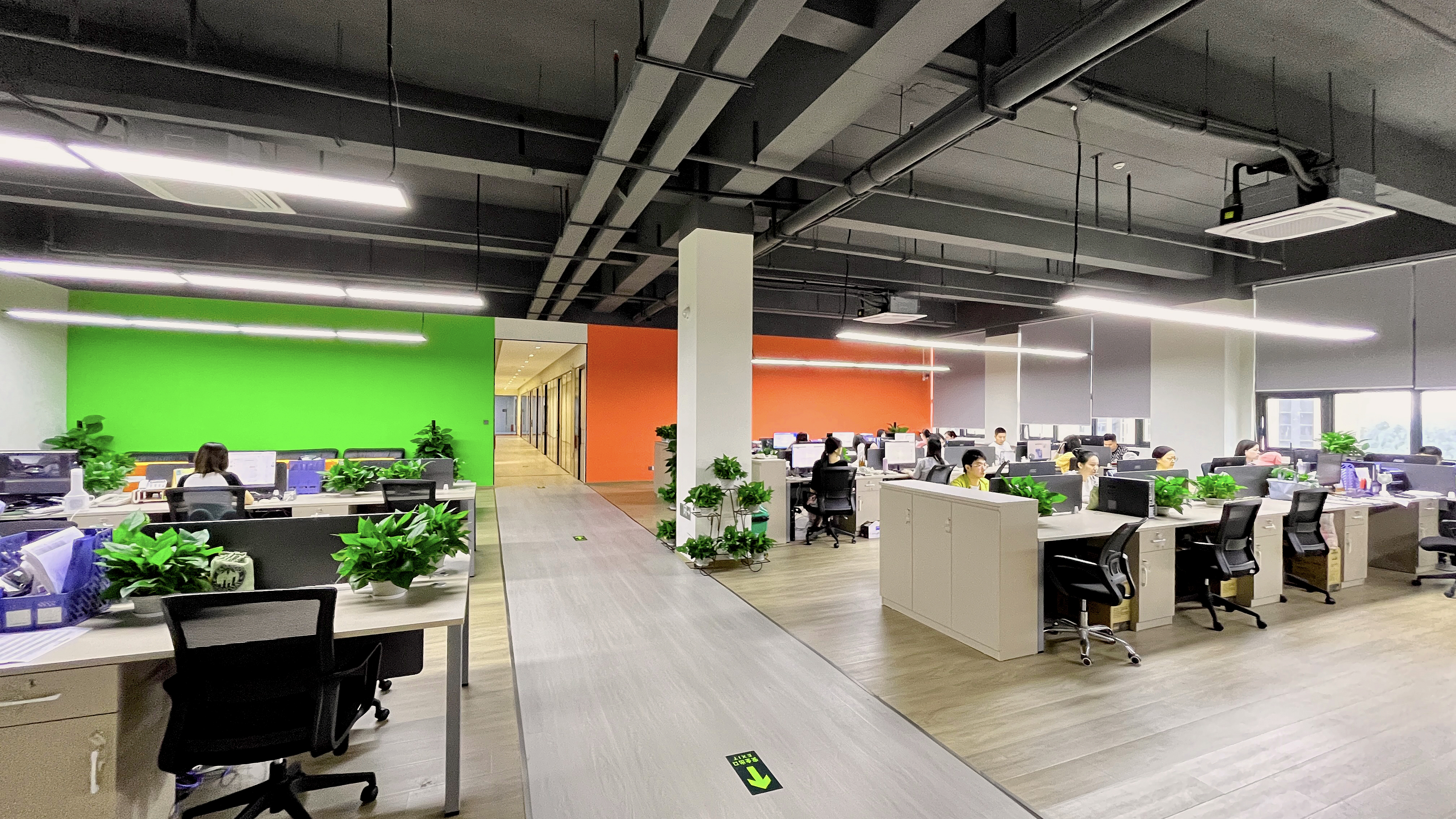 Shenzhen Shinelong Electronics Industrial Co., Ltd. factory image 3