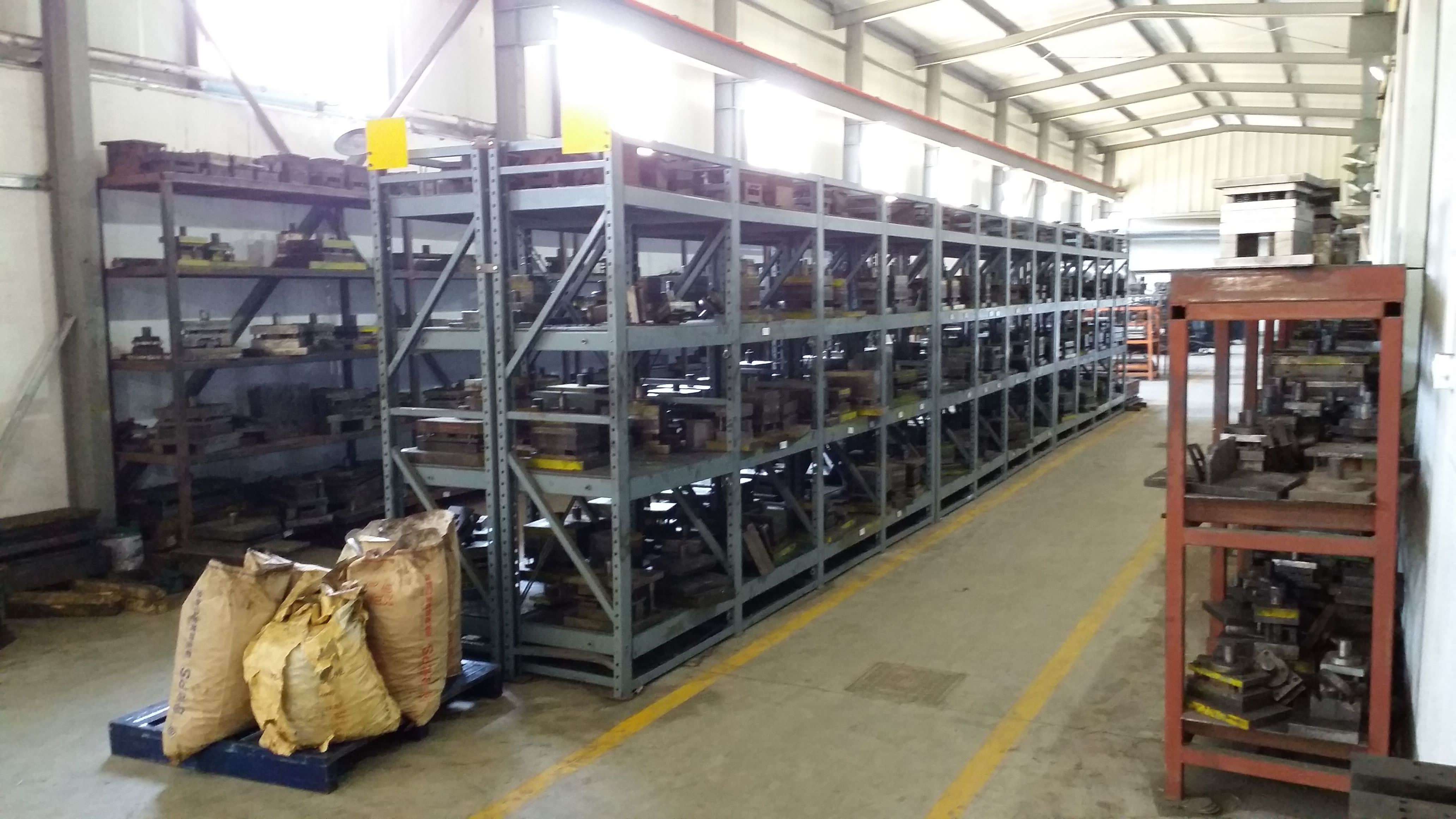 Ningbo Sharesun Electronic Technology Co., Ltd. Monitor Stand