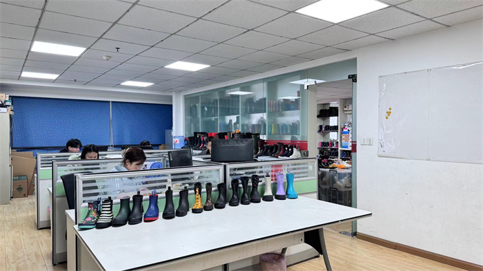 Hangzhou Youlike Trading Co., Ltd. Rubber Boots