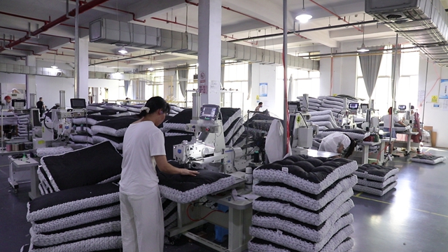 Zhejiang Yonghe Textile Flocking Co., Ltd. Blackout Fabric
