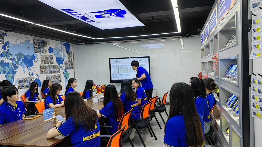 Lucent Electronic Technology (Guangzhou) Co., Ltd. factory image 4