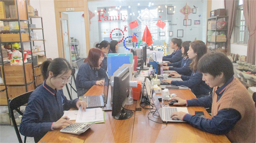 Chaozhou Xiangqiao Guangli Electronic Factory factory image 1