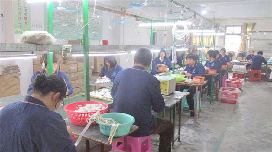 Chaozhou Xiangqiao Guangli Electronic Factory factory image 6