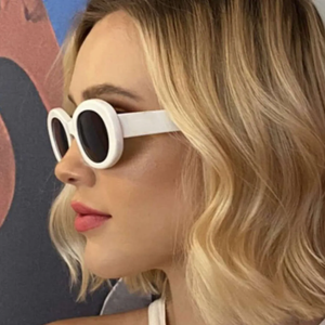 2024 New Fashion Unisex Round Sunglasses Trendy Oval Frame in White Blue Pink Gray Colors Wholesale OEM Women Eyewear From China