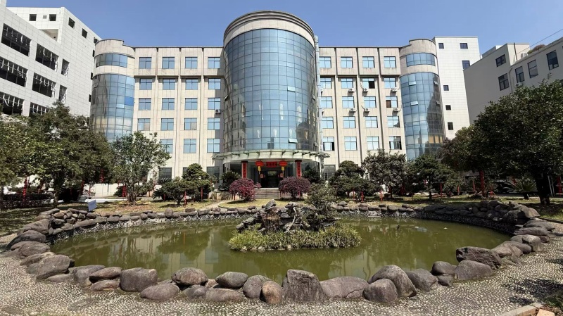 Zhejiang Chengpeng Industry and Trade Co., Ltd. Stainless Steel Water Bottle
