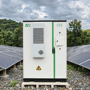 Commercial Industrial ESS 200kWh Air Cooled Lithium Ion Energy Storage System RS485 Communication Port Off-Grid Connection