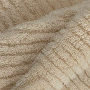 Different Styles of Fashionable Fabrics, All Polyester, Warm and Skin Friendly, Suitable for Blankets and Toys