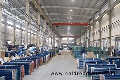 d1n1vmeph6sc73e2i100.jpg