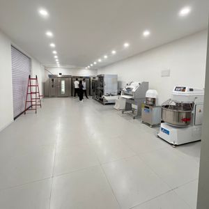 Full Set Industrial Pastry Commercial Bakery Equipment Restaurant Rotary Oven Prices Baking Oven USA Quality Controlled