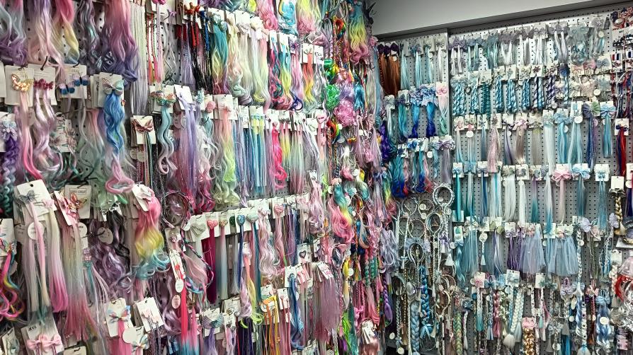Dongyang Baiyun Anxin Wigs Factory Cosplay Wigs