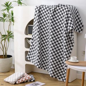 Wholesale Luxury Checkerboard Pattern Cotton Sofa Bed Throw Fleece Blanket