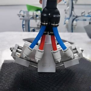 Pneumatic Needle Gripper CRG eoat Customizable Needle Gripper robot gripper Automotive Industry and EOAT