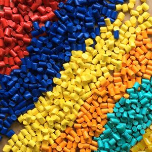 Colored Masterbatches (Non Woven)