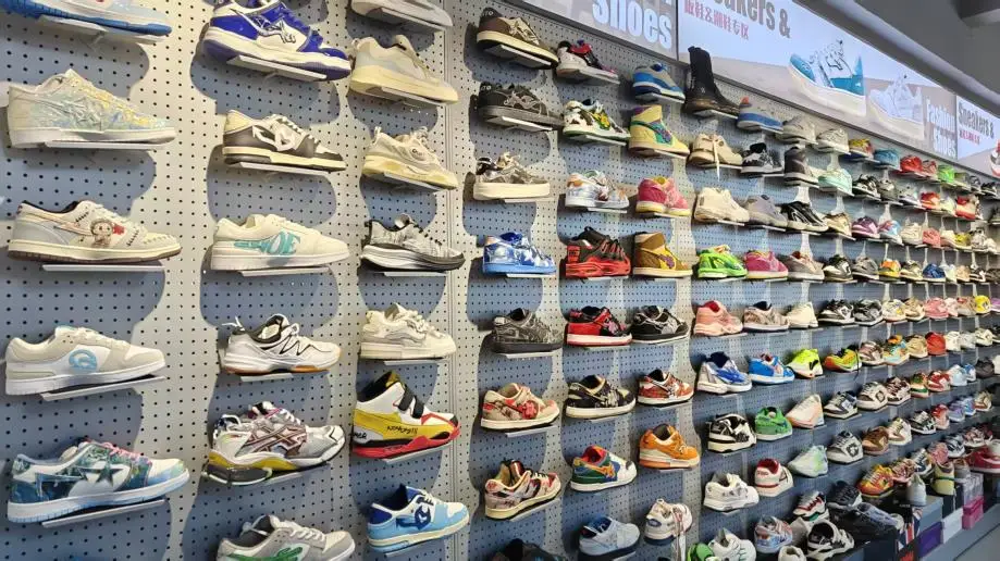 Quanzhou Taozui Electronic Commerce Co., Ltd. Sneakers