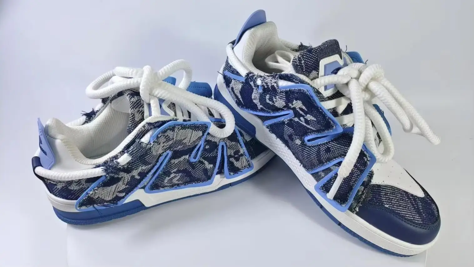 Fujian Jiulong Trading Co., Ltd. Soccer Shoes