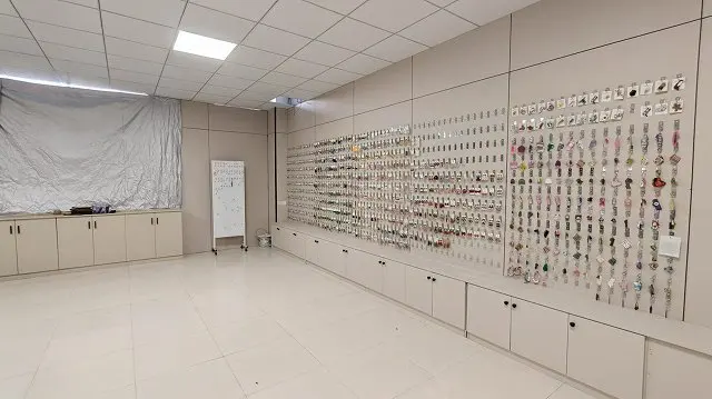 Pujiang Huodi Trading Co., Ltd. DIY Ornaments