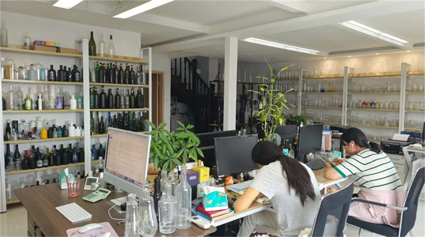 Xuzhou QLT Trade Co., Ltd. beer bottles