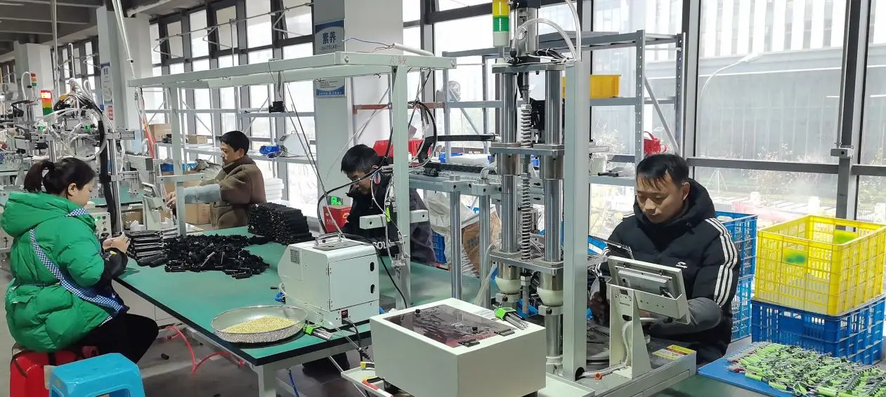 Yiwu Suoke Electric Appliance Co., Ltd. Electric Razor