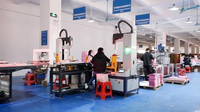 Guangzhou Huaisheng Packaging Inc. gift boxes