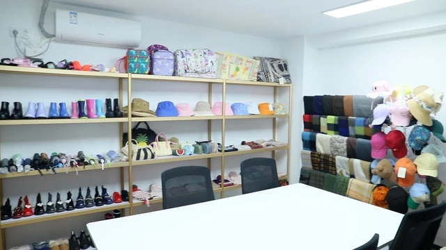 Hangzhou Jolly Accessories Co., Ltd. Scarves