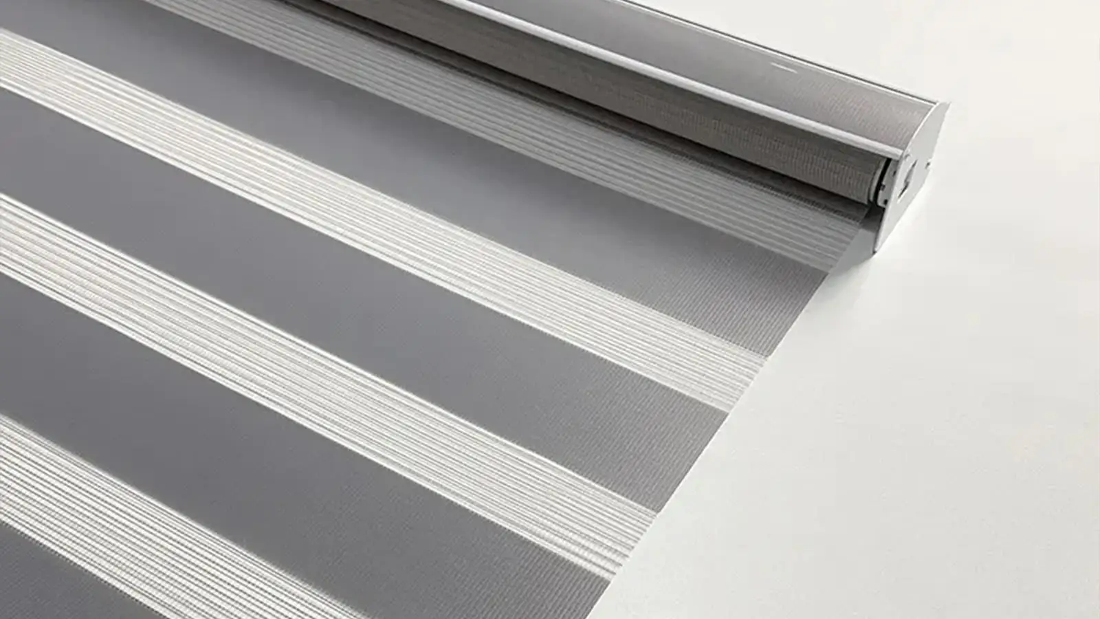 R & C Fuzhou Houseware Co., Ltd. window blinds